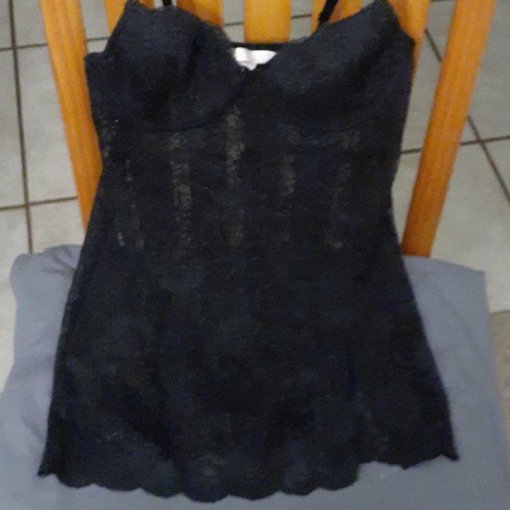 Victoria secret underwire lingerie